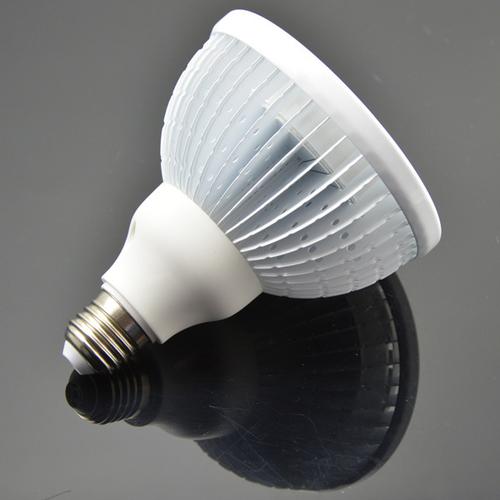 深圳工厂直销 led照明灯具 18w par38 节能灯环保 欢迎咨询